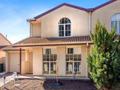 15 Walker Court, Enfield
