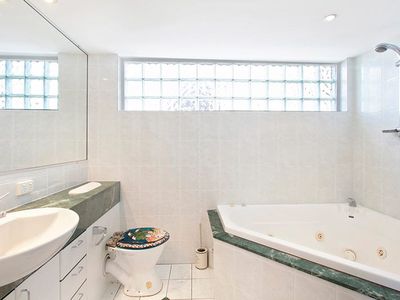 1 / 236 Alexandra Parade, Alexandra Headland