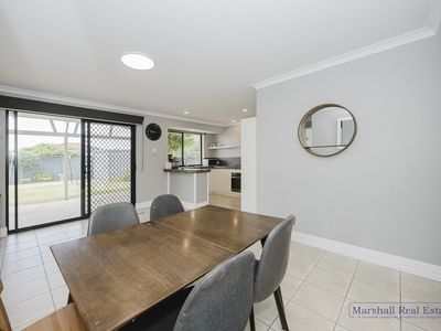 32 Thicket Circuit, Banksia Grove