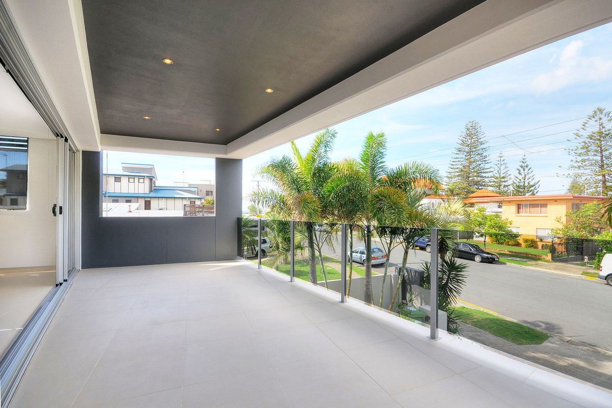 2 / 15 Ventura Road, Mermaid Beach