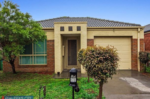 11 Crossdale Green, Craigieburn
