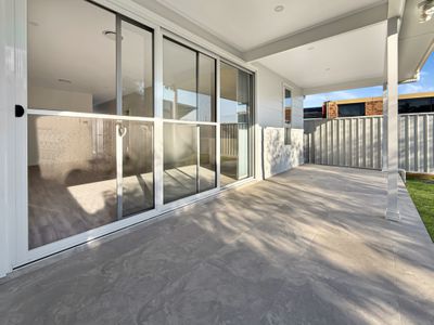 3 / 44 President Wilson Walk, Tanilba Bay