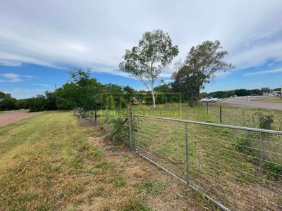 10 Harris Lane, Queenton