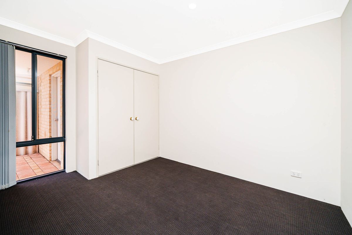 6 / 43A Wright Crescent, Bayswater