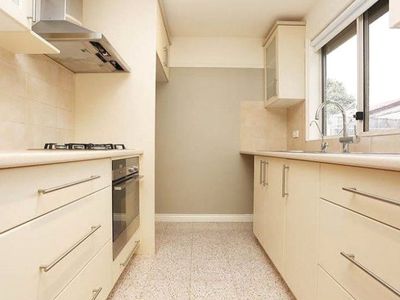 1 / 6 Maude Avenue, Glenroy