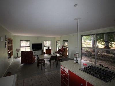 100 Nagle Street, Millchester