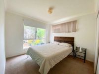 8 / 45 Nyanza Street, Woodridge