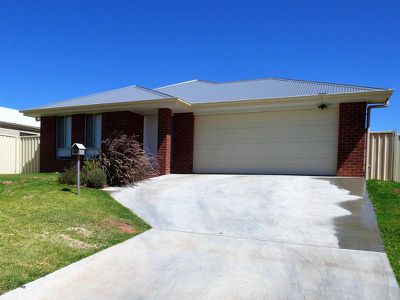 101 Citrus Road, Griffith