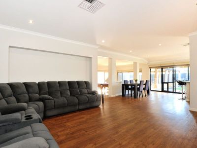 15 Conostylis Parade , Baldivis