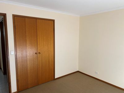 2 / 45 Chirnside Avenue, Werribee