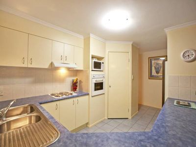 13 The Heights, Underwood