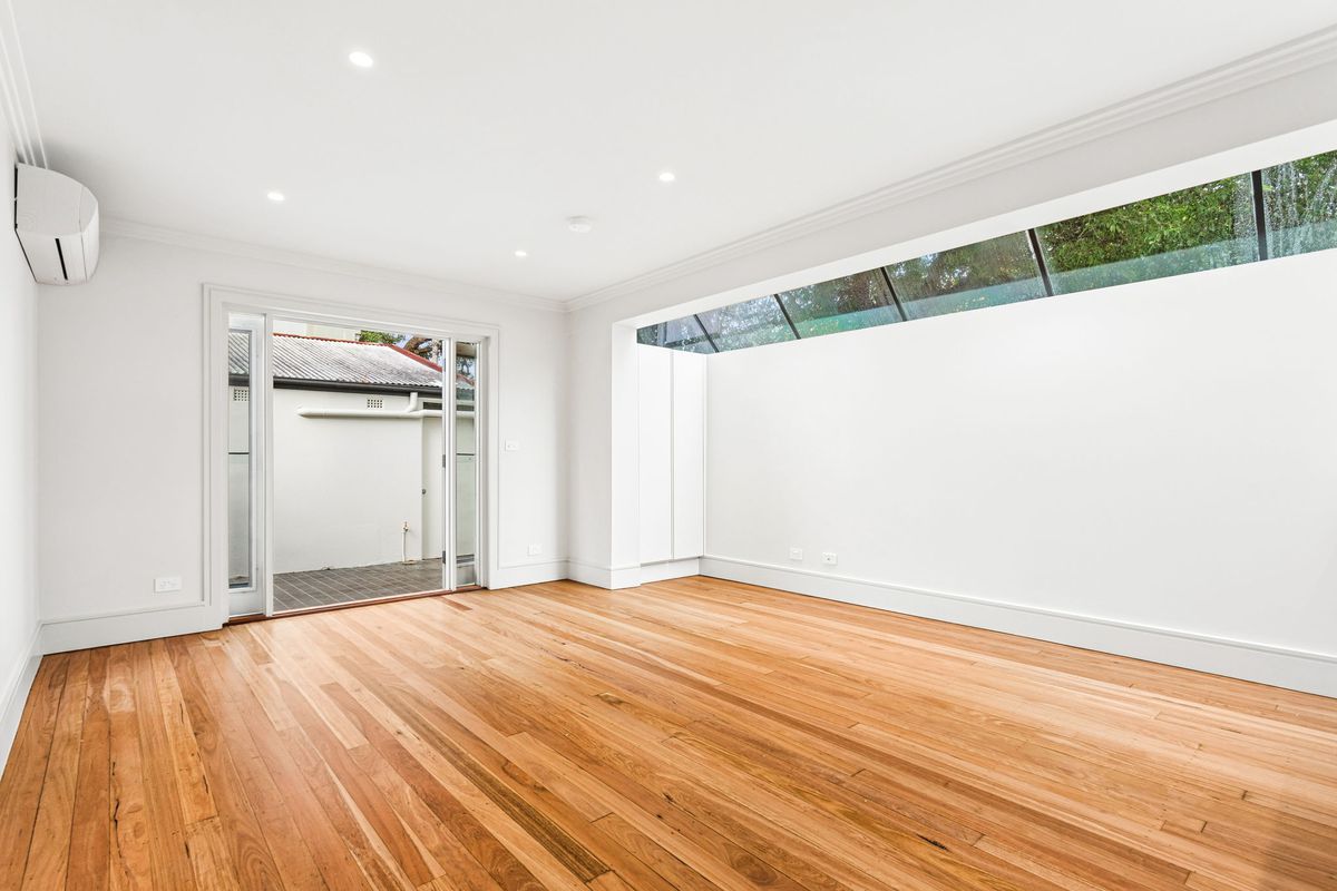 Flat / 1 Ebley Street, Bondi Junction