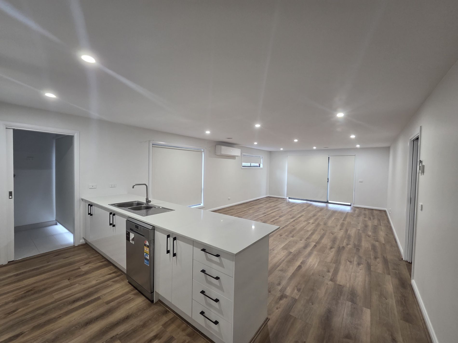 26 Corbet Street, Weir Views