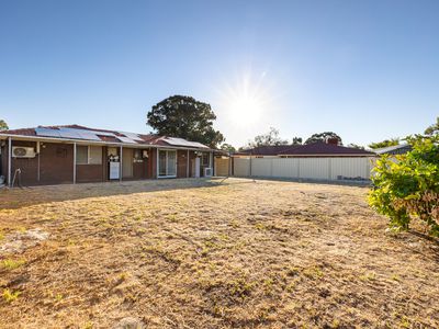 5 Oakajee Court, Gosnells