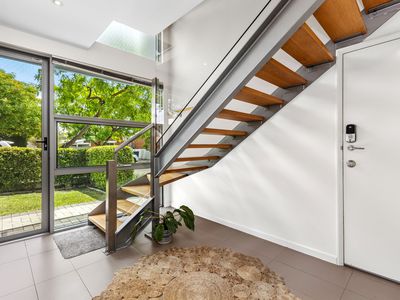 1 / 111 Summers Street, Perth