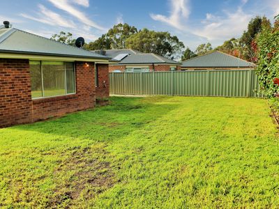 5 Topaz Avenue, White Hills