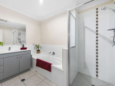 51/10 Tripcony Place, Wakerley