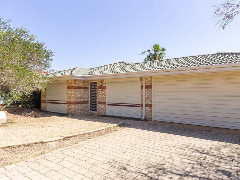 22 Campolino Gardens, Stratton