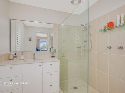 16 The Crest, Merimbula