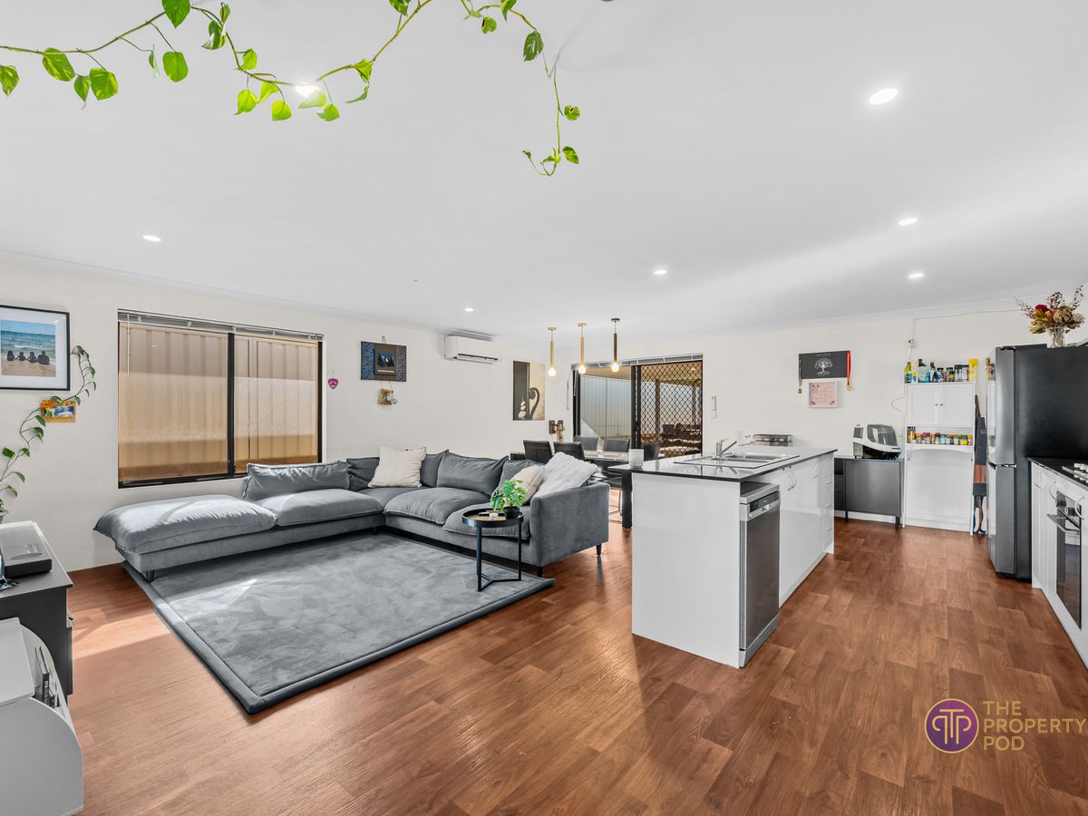 42 Firebrand Grove, Baldivis