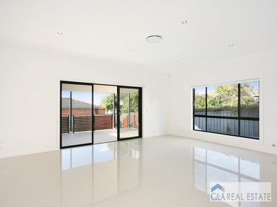 111 Hawksview St, Guildford