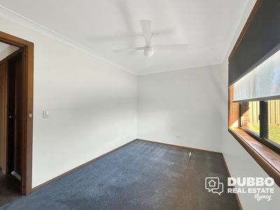 5A Rainbow Place, Dubbo