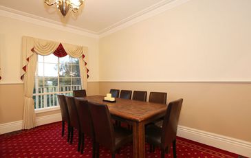 7 Valley Drive, Beaconsfield Upper