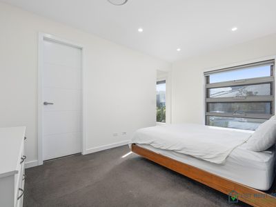 3 McNeill Circuit, Oran Park