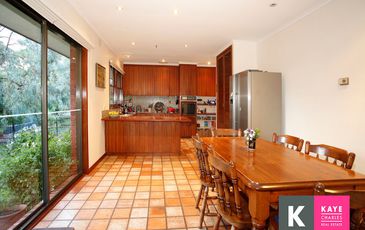 10 Fox Road, Beaconsfield Upper