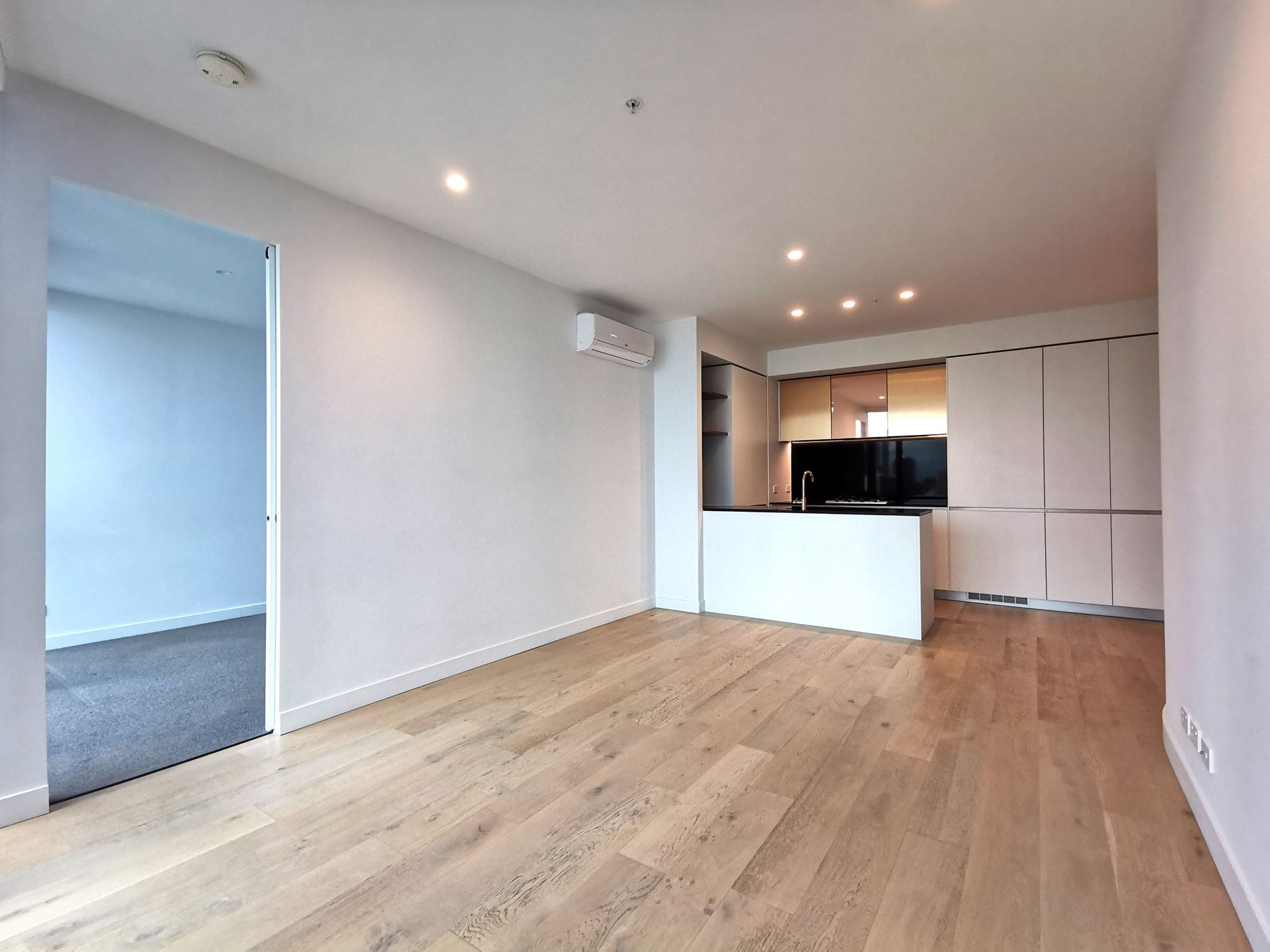 3216 / 228 La Trobe St, Melbourne