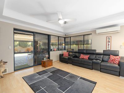 28 Rosewood Lane, Thornlie