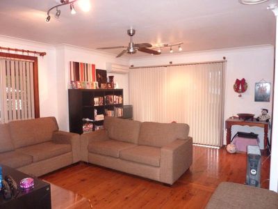 24 Romilly St, Riverwood