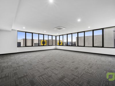28 Robbins Circuit, Williamstown North