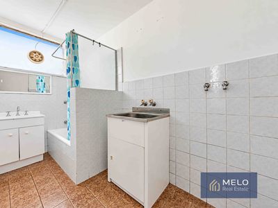 1 / 53 Hyde Street, Footscray