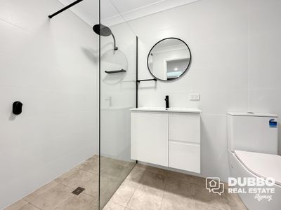 6 Gunsynd Circuit, Dubbo
