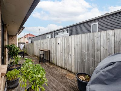 4 / 99 Lake Road, Frankton