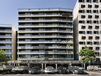 806 / 123 Pelham Street, Carlton