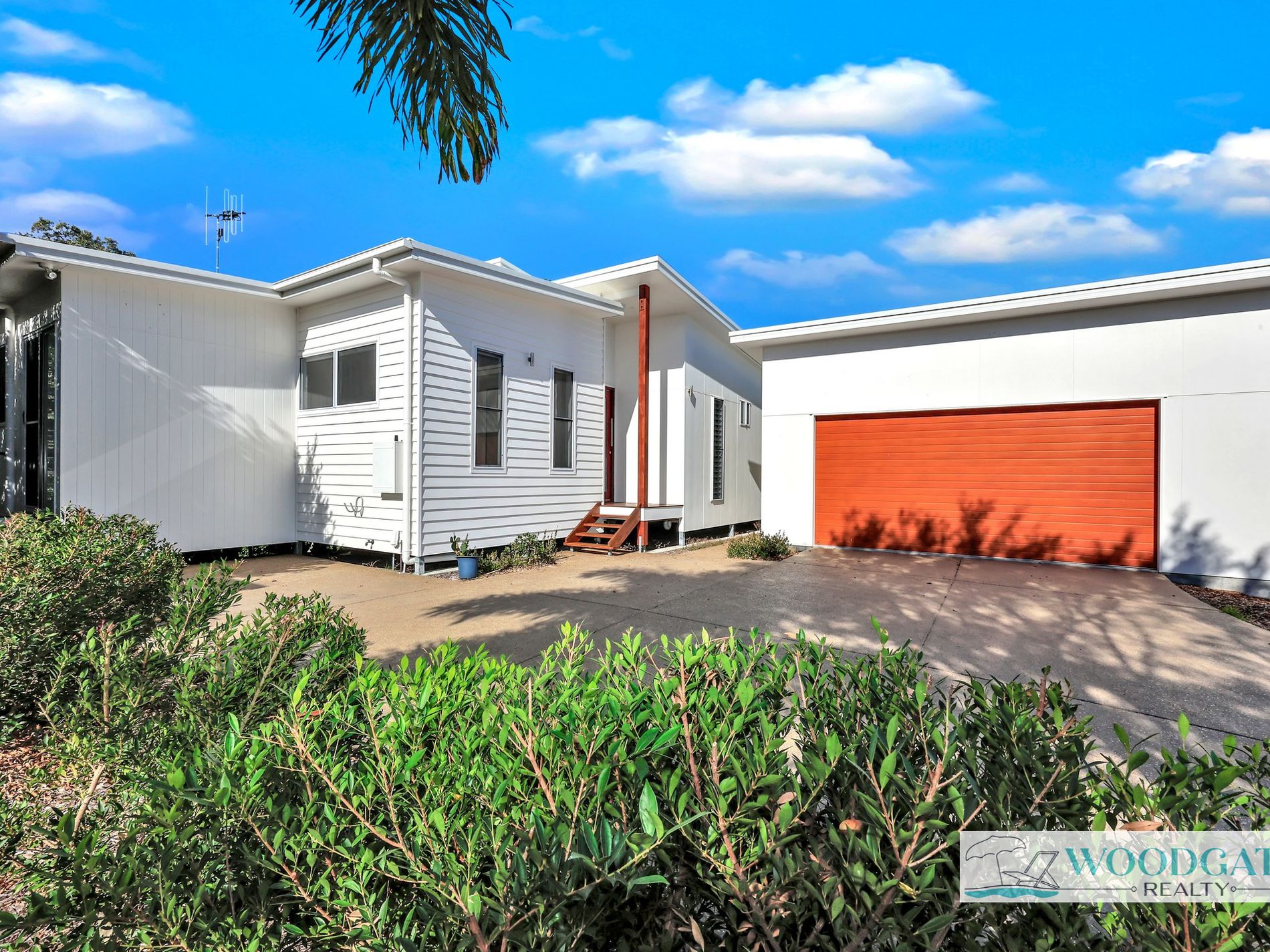 5 OCEAN VIEW DRIVE, Woodgate