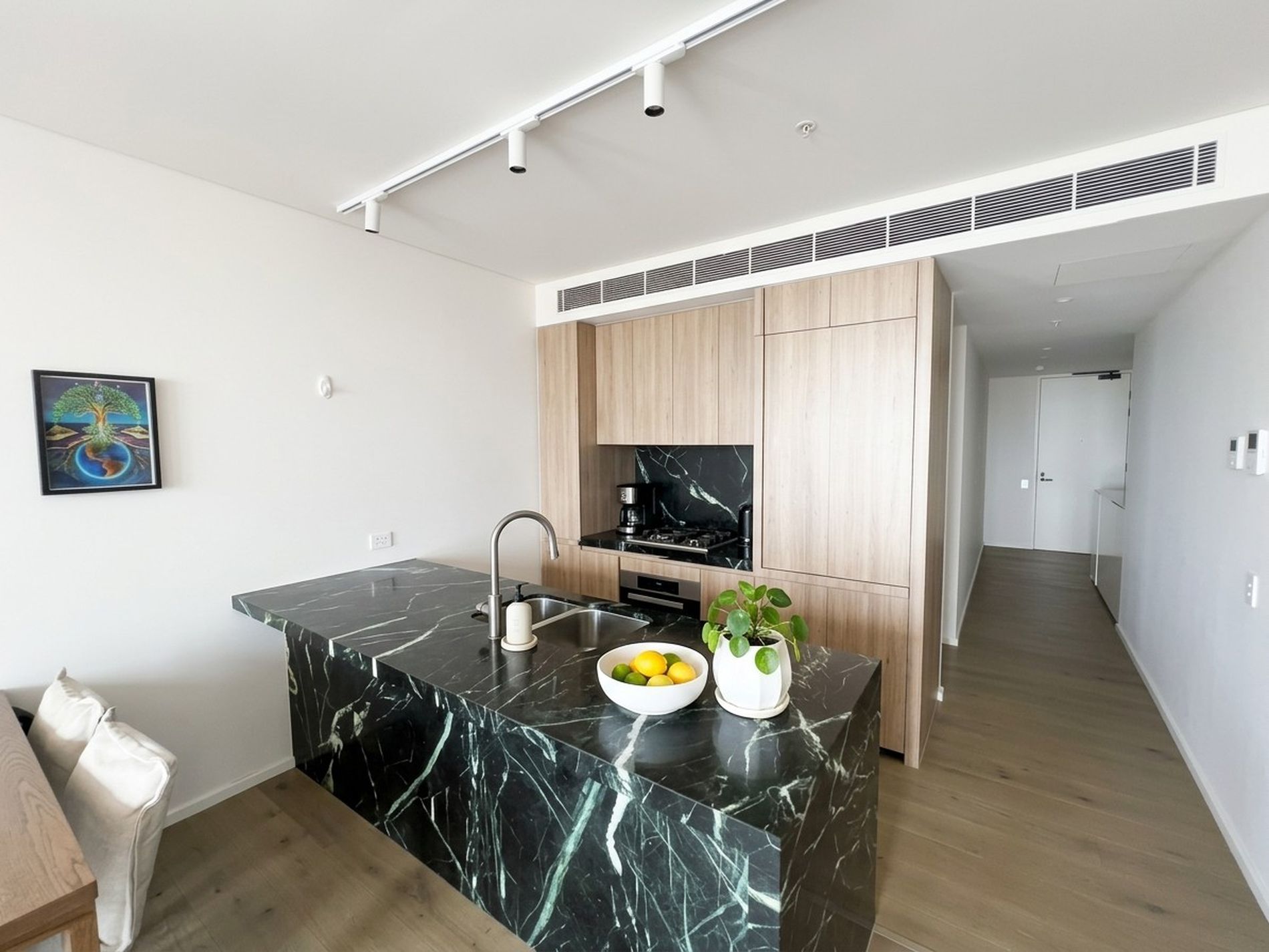 703 / 3 Gray Street, Bondi Junction