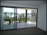 44 / 10 Grand Parade, Kawana Island