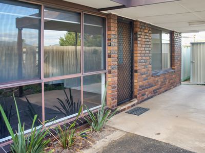 4 / 17 Stawell Road, Horsham