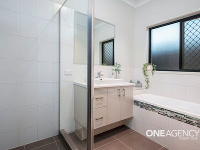 12 Glenhaven Pl, Durack