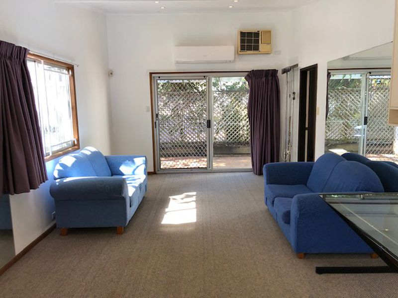 1 / 219 Manly Rd, Manly West