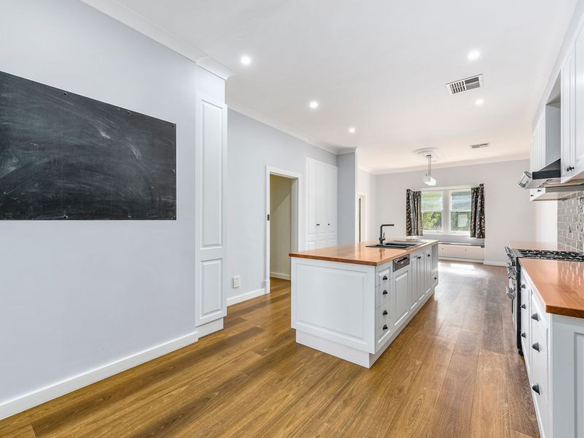 27 Main Street, Millicent