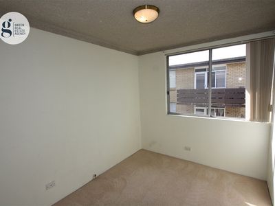 15 / 17 Meadow Crescent, Meadowbank