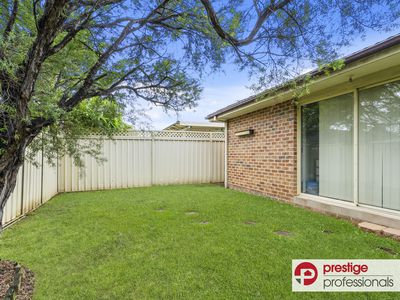 27 Ellesmere Court, Wattle Grove