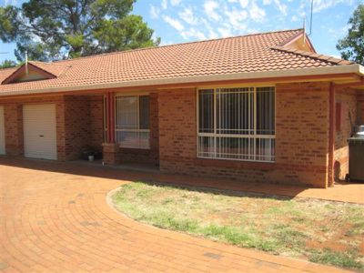 8B Grevellia Close, Dubbo