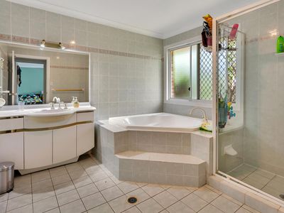 16 Presbytery Lane, Molendinar