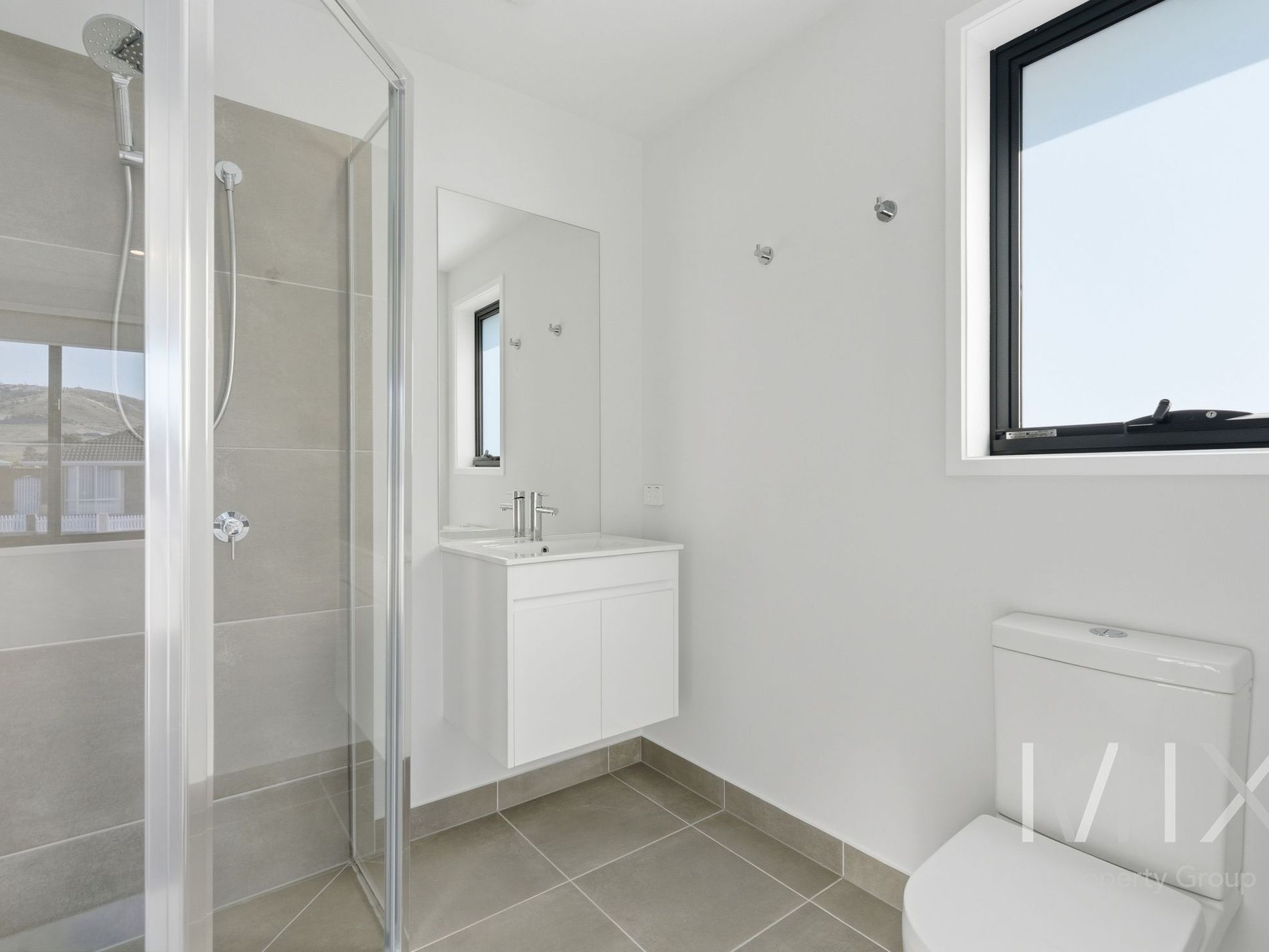 2 / 70 William Street , Brighton