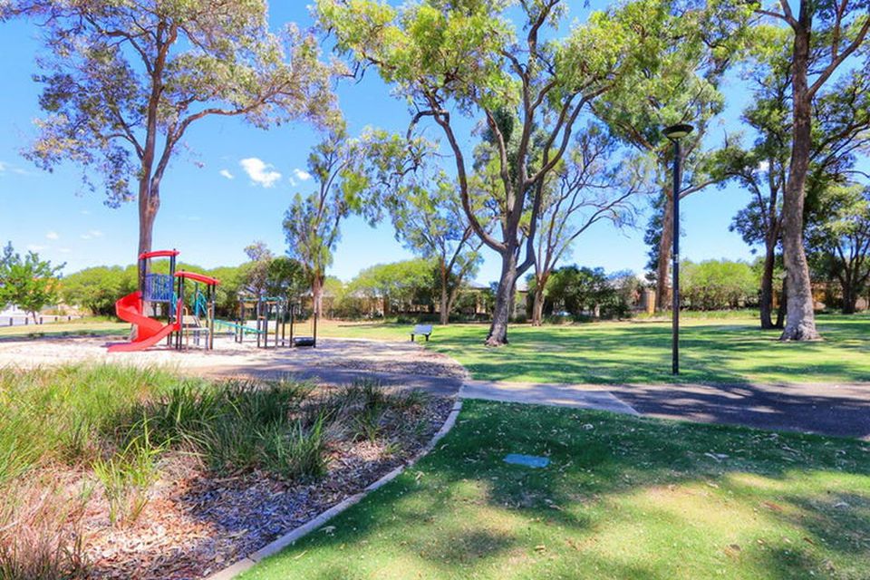 18 Birdsville Drive , Baldivis